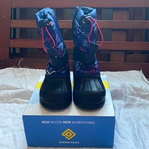 Dream pairs girls size 12 snow boots